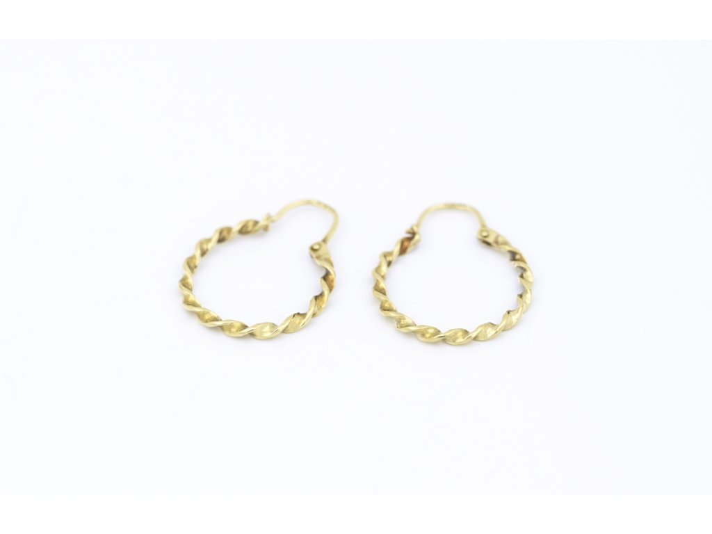 Zlaté náušnice, kroucené kroužky.
