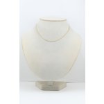 Zlatý řetízek, vzor figaro.