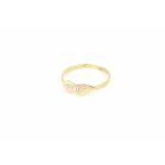 Zlatý prsten, kombinované zlato se zdobením.