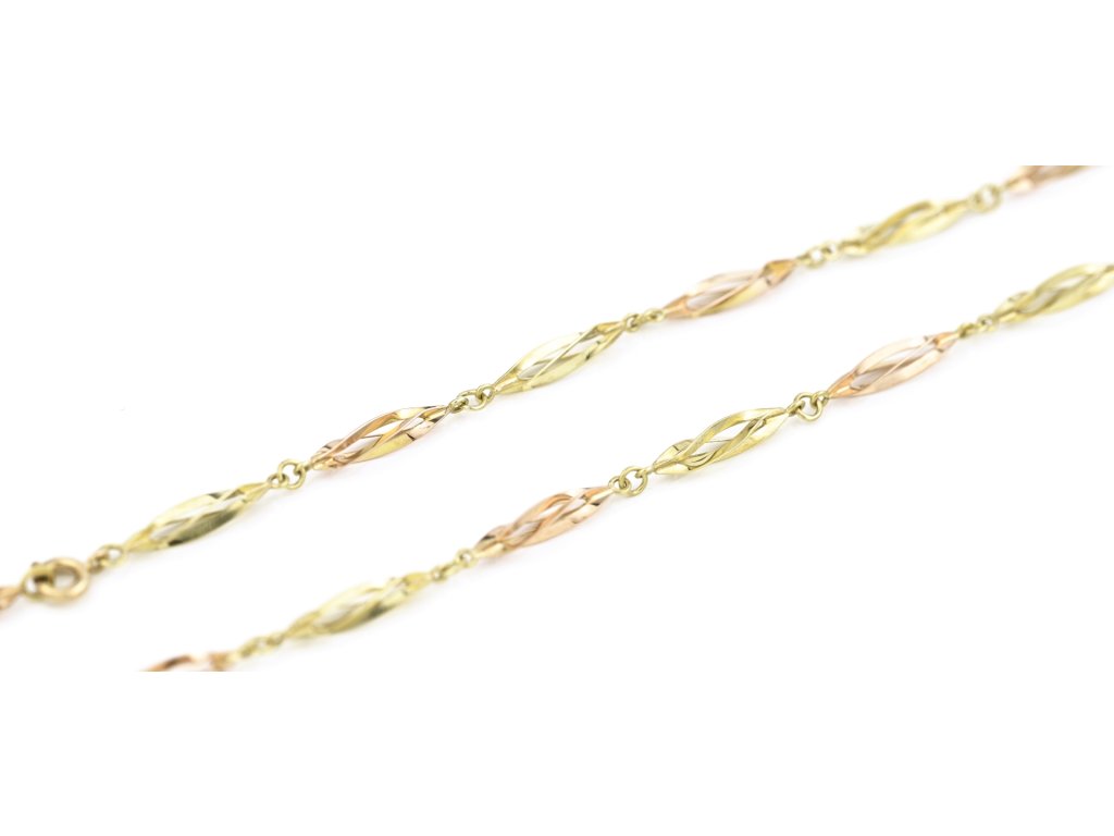 Zlatý řetízek, spirály v kombinaci s červeným zlatem.