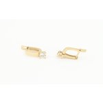 Zlaté náušnice, z červeného zlata, zdobené zirkony.