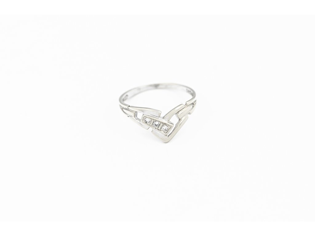 Zlatý prsten s diamanty ve tvaru špičky